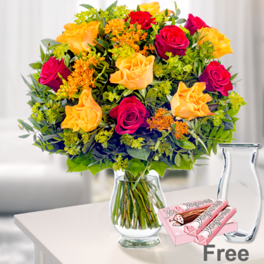 freshly tied Rose Bouquet Rubin with Vase