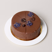 Dessert Pyramid Cake