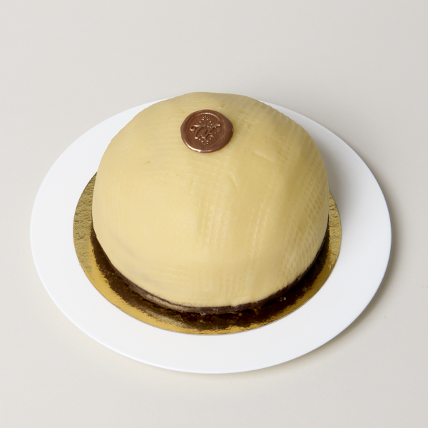 Dessert Walnut Cream Cake