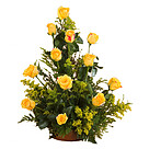 Blumenarrangement mit gelben Rosen