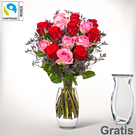 15 Fairtrade Rosen im Bund mit Limonium mit Vase