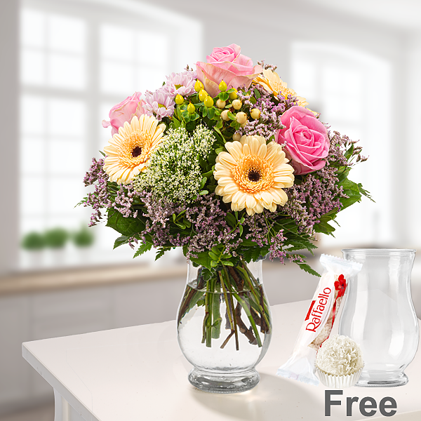 Flower Bouquet Ballade with vase & Ferrero Raffaello
