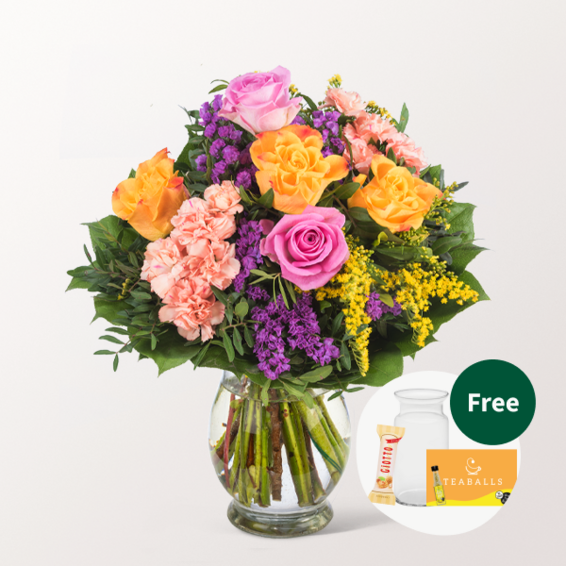 Flower Bouquet Farbenspiel with vase & Teaballs & 3 Ferrero Giotto