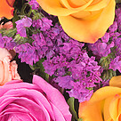Blumenstrauß Farbenspiel mit Vase & 2 Ferrero Rocher