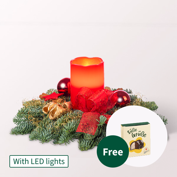 Christmas Wreath with LED-Candle with Halloren Balls
