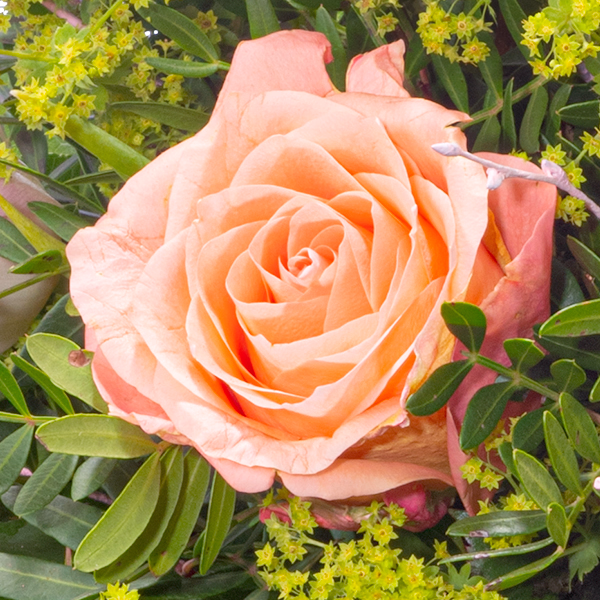 Flower Bouquet Frühlingsherz with vase & 3 Ferrero Giotto