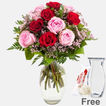 Rose Bouquet Harmony with Vase & Ferrero Raffaello