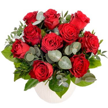 Bouquet of red roses