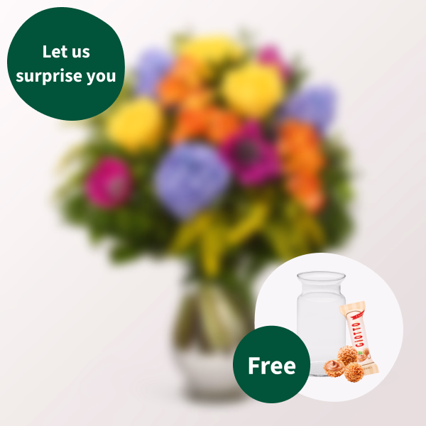 Surprise Flower Bouquet with vase & Balloon & Ferrero Giotto