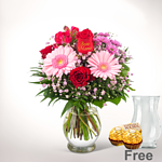 Flower Bouquet „Beste Mama“ with vase & 2 Ferrero Rocher