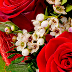 Rose Bouquet „Zum Geburtstag“ with vase & 3 Ferrero Giotto