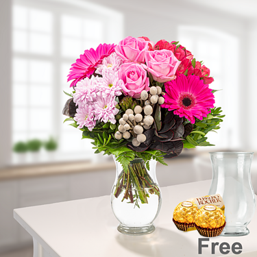 Flower Bouquet Ambiente with vase & 2 Ferrero Rocher