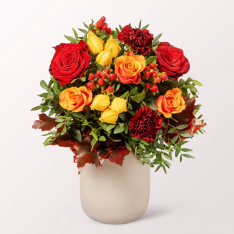Blumenstrauß Blütengold mit Halloren Kugeln & Vase