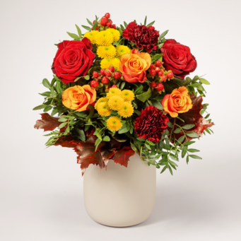 Flower Bouquet Blütengold with vase & 3 Ferrero Giotto