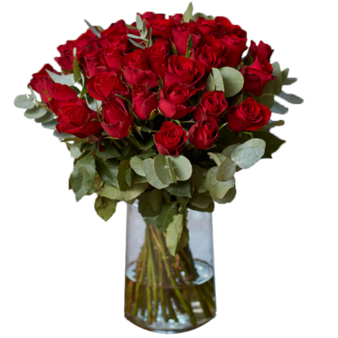 Bouquet of red roses