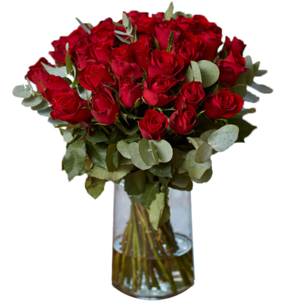 Bouquet of red roses