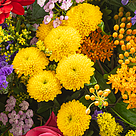 Premium Bouquet Blütenwiese mit premium vase