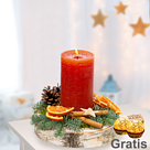 Weihnachtsarrangement mit dunkelroter Kerze mit 2 Ferrero Rocher