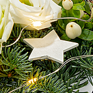 Arrangement Winterwunderland mit Lichterkette, mit 2 Ferrero Rocher