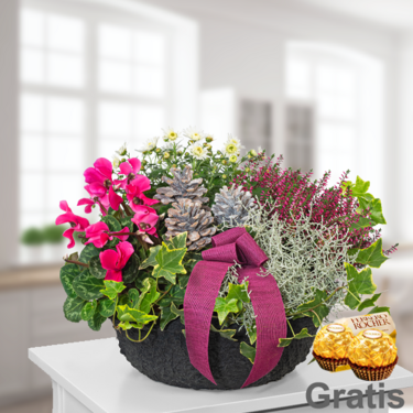 frisch arrangiert Arrangement Herbstmix mit 2 Ferrero Rocher