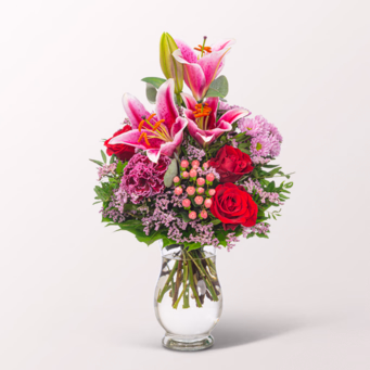 Blumenstrauß Mutterglück mit Vase & Ferrero Giotto 3er