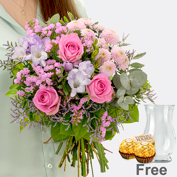 Flower Bouquet Zauberhaft with vase & 2 Ferrero Rocher