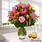 Blumenstrauß Glücksgefühl mit Vase & 2 Ferrero Rocher