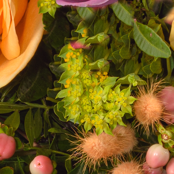 Premiumstrauß Frühlingskind mit Premiumvase & Ferrero Giotto 3er