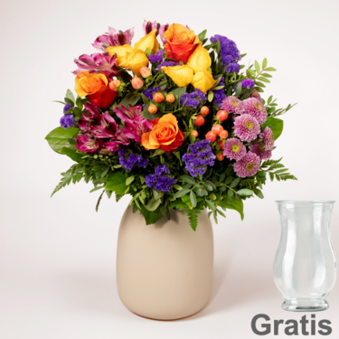 frisch gebunden Blumenstrauß Herbstromanze mit Vase