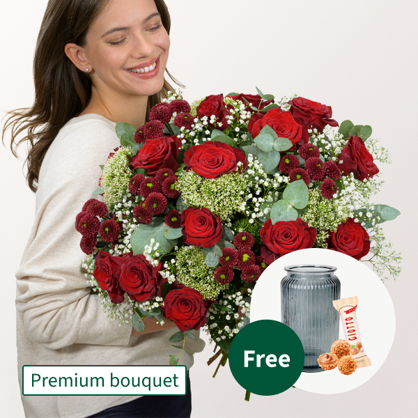 Premium Bouquet Märchenhaft with Premium Vase & 3 Ferrero Giotto