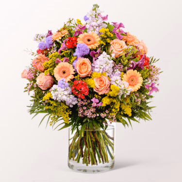 Premium Bouquet Blütensensation with Premium Vase & 3 Ferrero Giotto