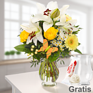 Blumenstrauß Sonnengelb mit Vase & Ferrero Raffaello