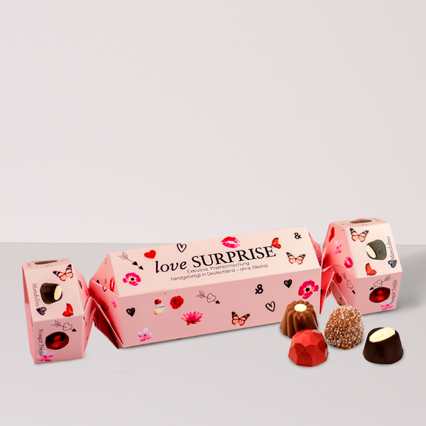 "Love SURPRISE" Cracker