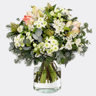 Premium Bouquet Winterliebe with premium vase & 2 Ferrero Rocher
