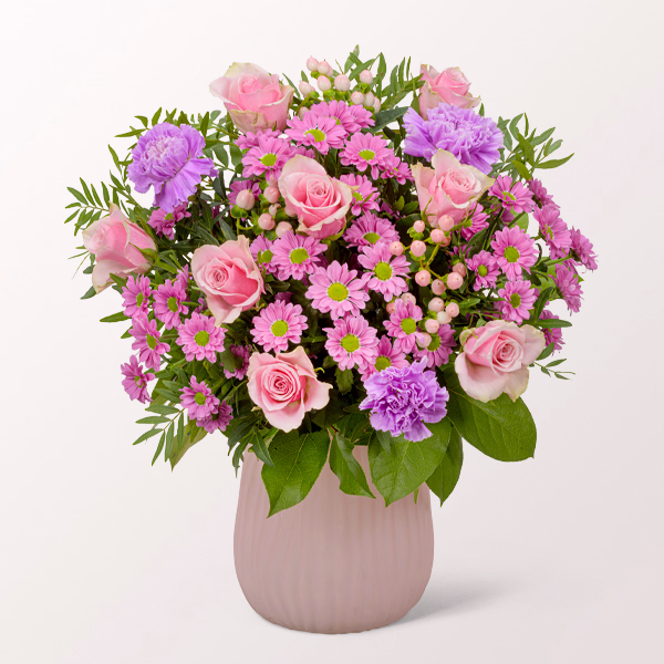 Blumenstrauß Freude mit Vase & Ferrero Giotto