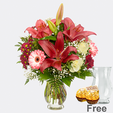 Flower Bouquet Blumenwunder with vase & 2 Ferrero Rocher