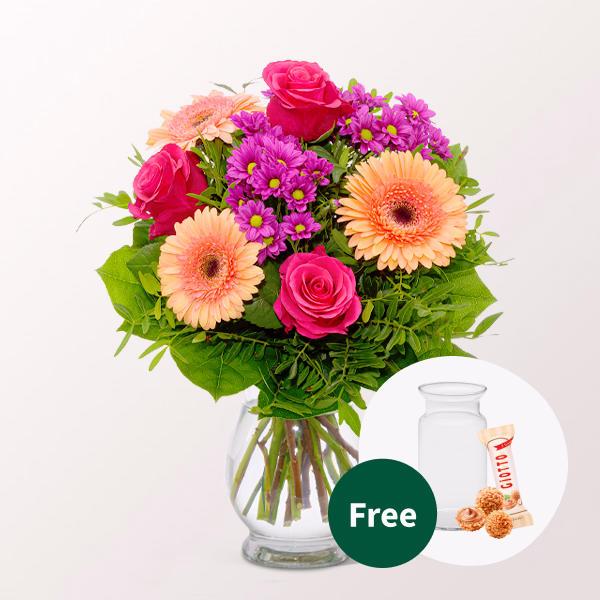 Flower Bouquet Sommerliebe with vase & Ferrero Giotto