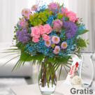 Blumenstrauß Blütenmelodie mit Vase & Ferrero Raffaello