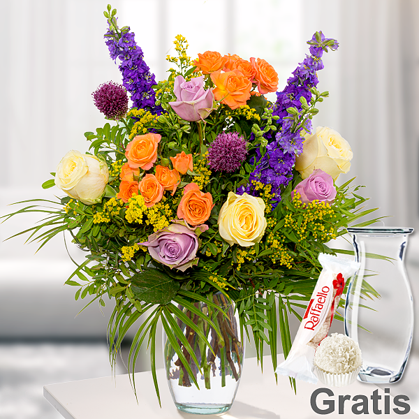 Blumenstrauß Sommergarten mit Vase & Ferrero Raffaello
