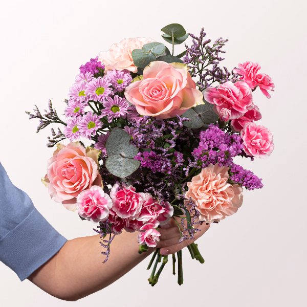 Lovely size with vase