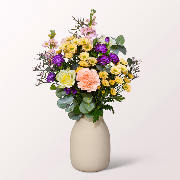 Lovely size with vase