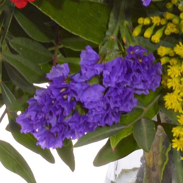 Flower Bouquet Frühlingsbeginn with vase & 3 Ferrero Giotto