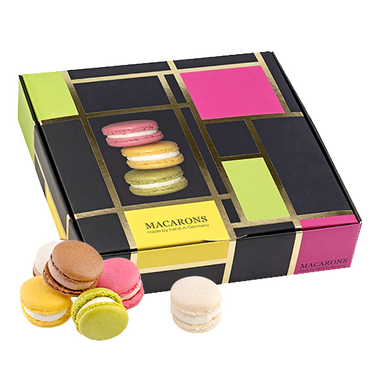 macaron present