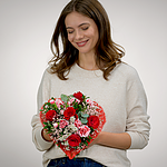 Blumenstrauß Herzensblüte mit Vase & 2 Ferrero Rocher