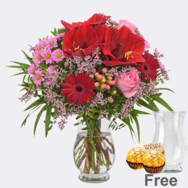 Flower Bouquet Winterglühen with vase & 2 Ferrero Rocher