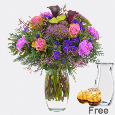 Flower Bouquet Winterwiese with Vase & 2 Ferrero Rocher