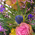 Blumenstrauß Winterwiese mit Vase & 2 Ferrero Rocher