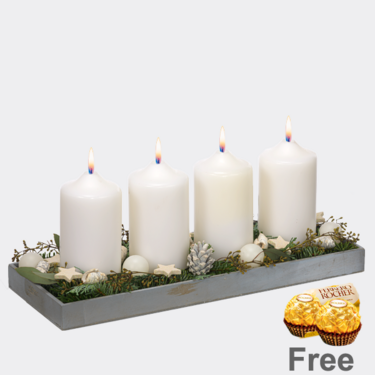 Arrangement Winter Wonderland with 2 Ferrero Rocher