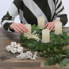 DIY-Adventskranz (Ø 30 cm) mit 2 Ferrero Rocher