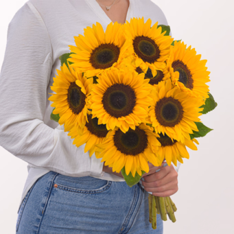 Sonnenblumen im Bund mit Vase